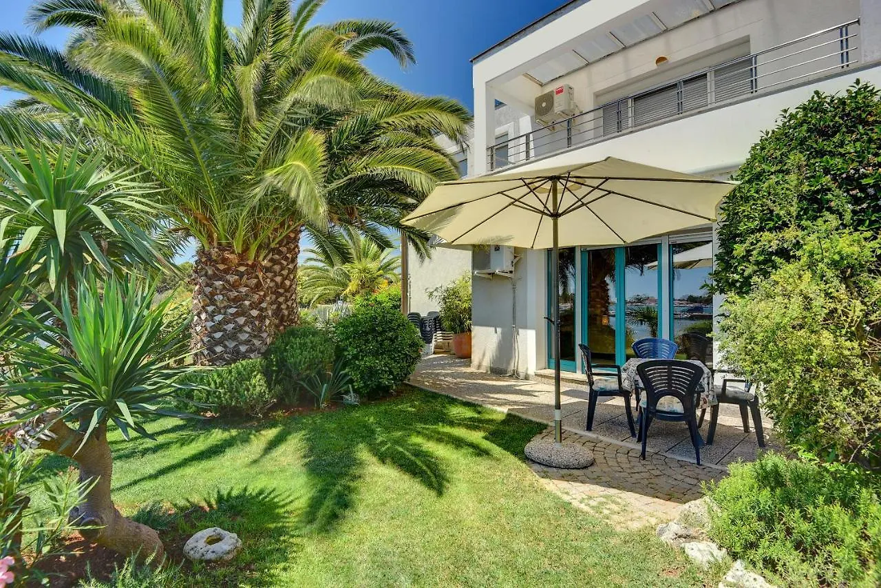 Apartments Villa Ana Medulin 0*,